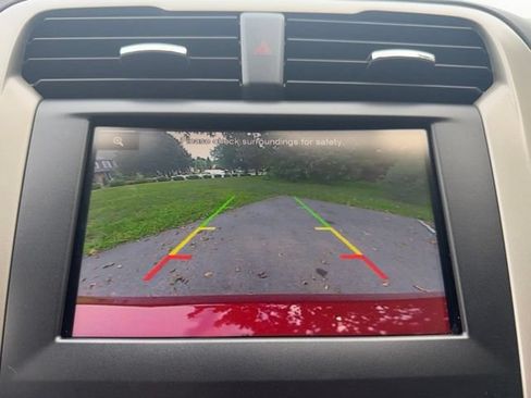 Used 2016 Ford Fusion SE w/ Equipment Group 202A AWD/4WD image 17
