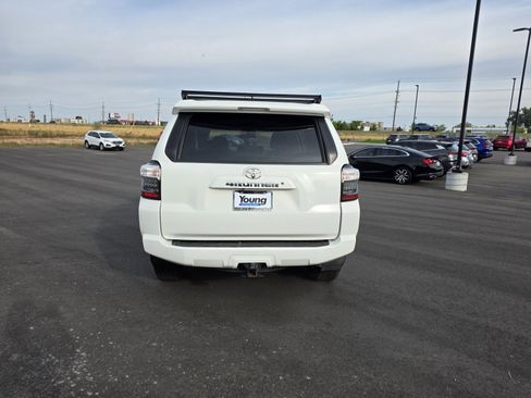 Used 2019 Toyota 4Runner SR5 image 8