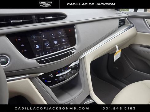 New 2026 Cadillac XT5 Premium Luxury w/ Driver Assist Package image 13