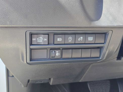 Used 2025 Toyota Tundra SR5 w/ SR5 Premium Package AWD/4WD image 25