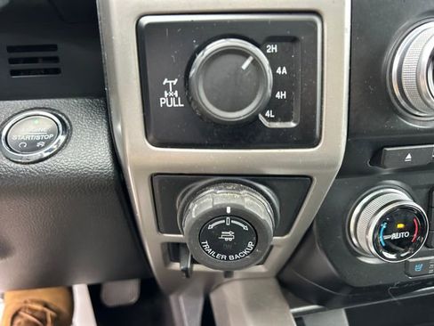 Used 2017 Ford F150 Lariat w/ Equipment Group 502A Luxury image 24