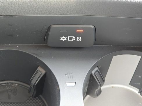 Used 2023 Audi Q5 2.0T Prestige w/ Prestige Package image 17