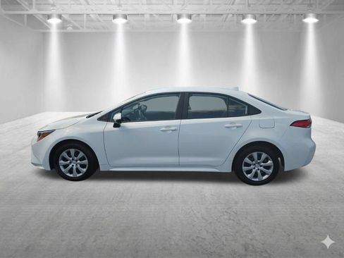 Used 2024 Toyota Corolla LE FWD image 6