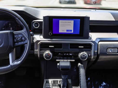 Certified 2025 Toyota 4Runner SR5 AWD/4WD image 13