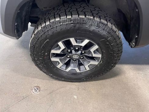 Used 2021 Toyota Tacoma TRD Off-Road w/ TRD Premium Off Road Package AWD/4WD image 29