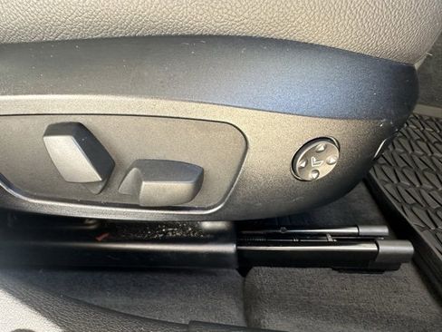 Used 2014 BMW X1 xDrive28i image 16