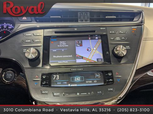 Used 2015 Toyota Avalon Limited image 20