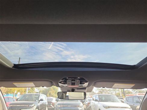 New 2026 Kia K4 GT-Line image 18