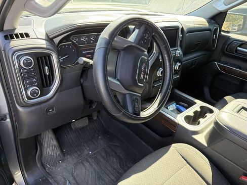 Used 2021 GMC Sierra 1500 Elevation w/ LPO, Elevation Black Package AWD/4WD image 6