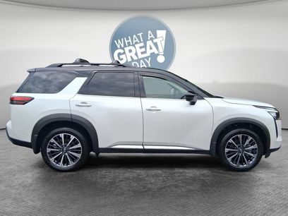 Used 2026 Nissan Pathfinder Platinum w/ Cargo Package