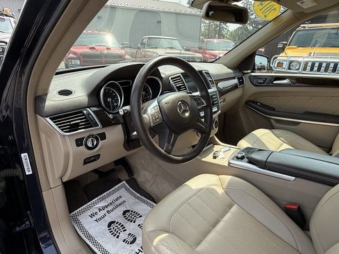 Used 2014 Mercedes-Benz GL 350 BlueTEC 4MATIC image 9