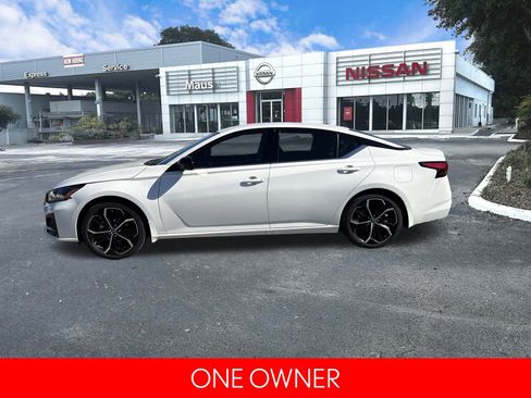 Certified 2025 Nissan Altima 2.5 SR image 6