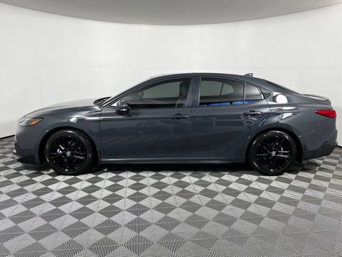 Used 2026 Toyota Camry SE w/ Multimedia Upgrade Package FWD image 8