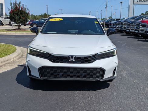 Used 2025 Honda Civic Sport image 2