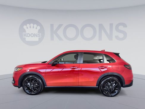 Used 2025 Honda HR-V Sport image 2