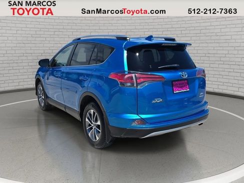 Used 2017 Toyota RAV4 AWD Hybrid image 8