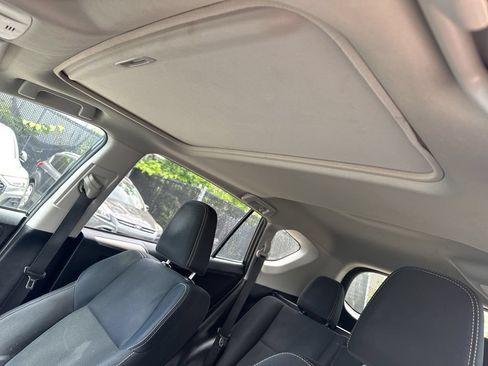 Used 2015 Toyota RAV4 XLE AWD/4WD image 12