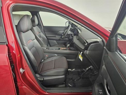 New 2026 Nissan Kicks SR w/ Cold Weather Package image 13