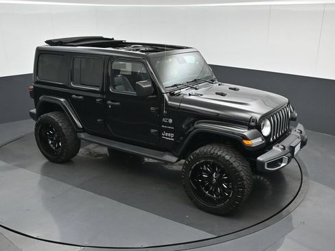 Used 2020 Jeep Wrangler Unlimited Sahara AWD/4WD image 54