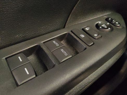 Used 2019 Honda Civic EX-L image 27