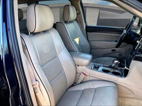 Used 2018 Jeep Grand Cherokee Overland image 7