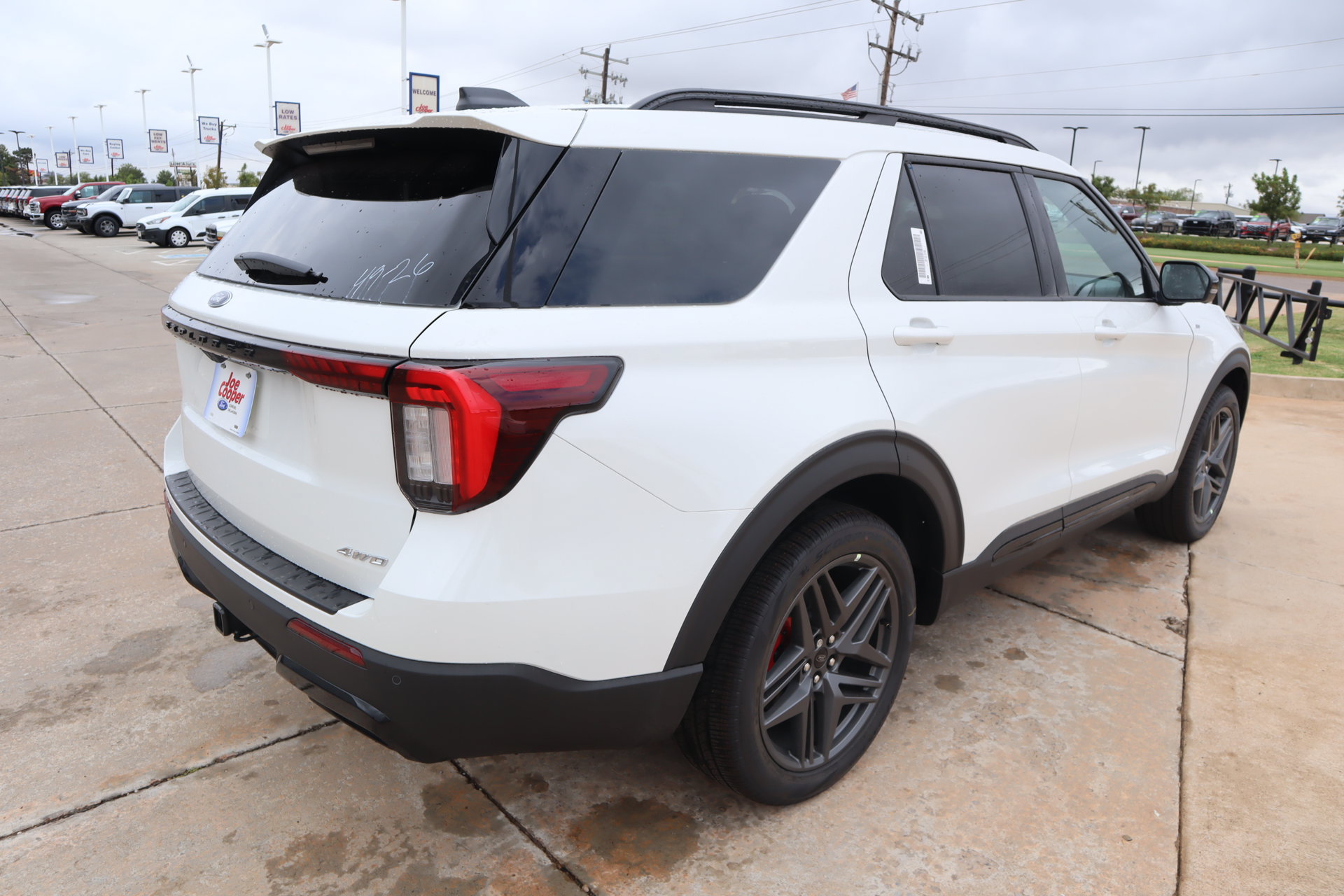 New 2026 Ford Explorer ST-Line w/ ST-Line Street Pack AWD/4WD image 24