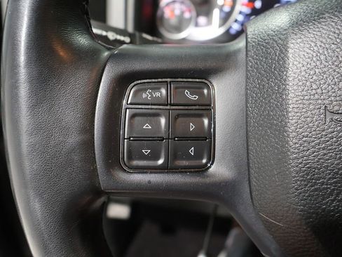 Used 2019 RAM 1500 Big Horn image 39