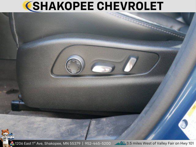 Used 2024 Cadillac XT4 Premium Luxury AWD/4WD image 14