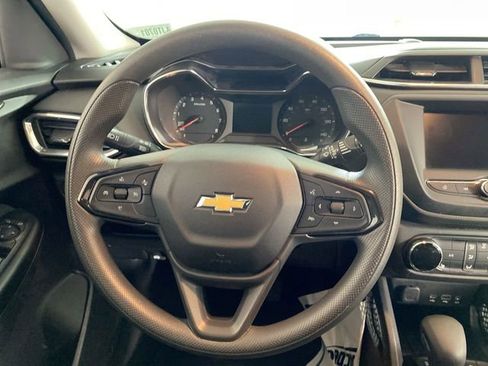 Used 2022 Chevrolet TrailBlazer LT image 34