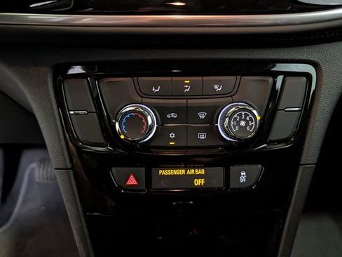 Used 2021 Buick Encore Preferred w/ Safety Package AWD/4WD image 20