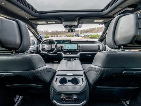 New 2026 Ford Expedition Platinum w/ Stealth Performance Package AWD/4WD image 20