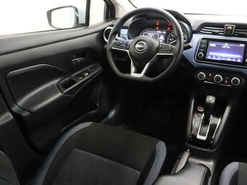 Used 2025 Nissan Versa SV w/ Trunk Package image 29