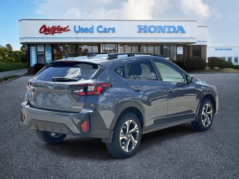 Used 2024 Subaru Crosstrek 2.0i Premium w/ Crosstrek Mirror Package AWD/4WD image 5