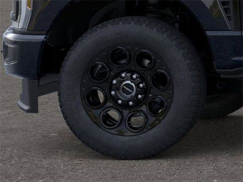 New 2026 Ford F250 XLT w/ XLT Premium Package image 19