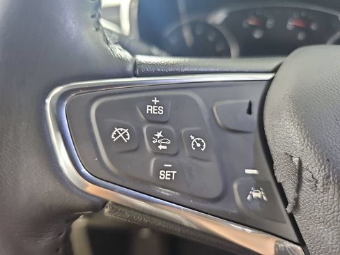 Used 2020 Chevrolet Equinox Premier FWD image 22