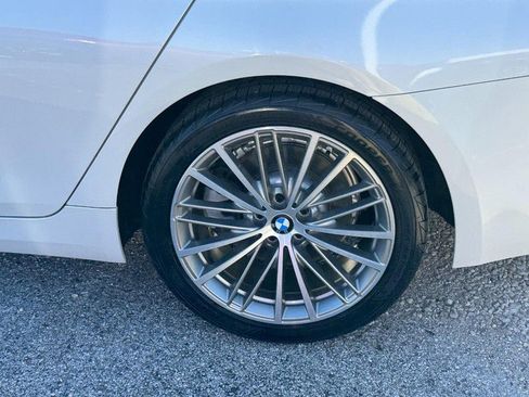 Used 2018 BMW 530i xDrive AWD/4WD image 8