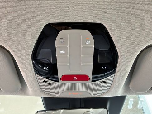Used 2025 Kia K4 FWD image 16