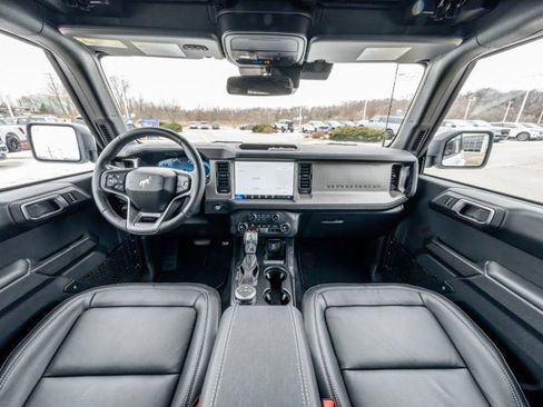 New 2025 Ford Bronco Outer Banks image 58