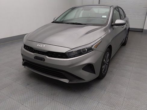 Used 2022 Kia Forte LXS FWD image 15