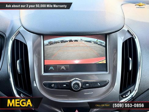 Used 2017 Chevrolet Cruze LT w/ RS Package FWD image 22