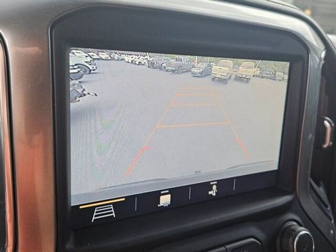 Used 2019 Chevrolet Silverado 1500 LT Trail Boss image 23