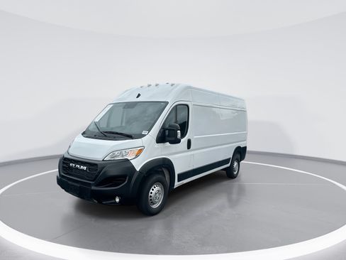Used 2025 RAM ProMaster 2500 w/ Convenience Group FWD image 5