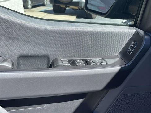 Used 2021 Ford F150 XLT image 18