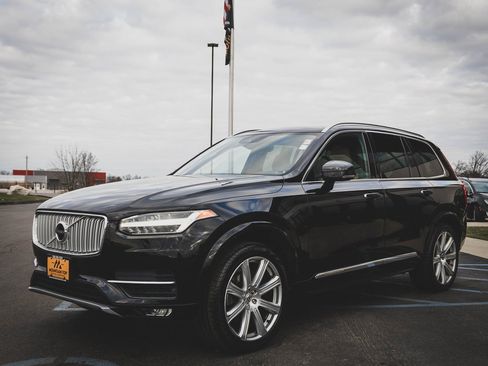 Used 2017 Volvo XC90 T6 Inscription image 6