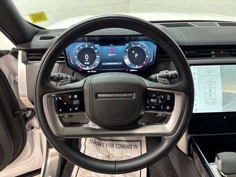 Used 2024 Land Rover Range Rover SE image 18