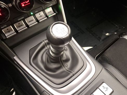 Used 2023 Toyota GR86 Premium RWD image 22