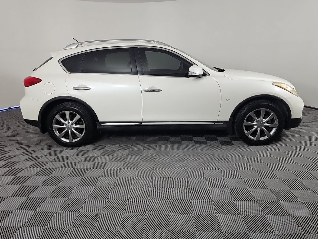 Used 2017 INFINITI QX50 2WD w/ Premium Package image 4
