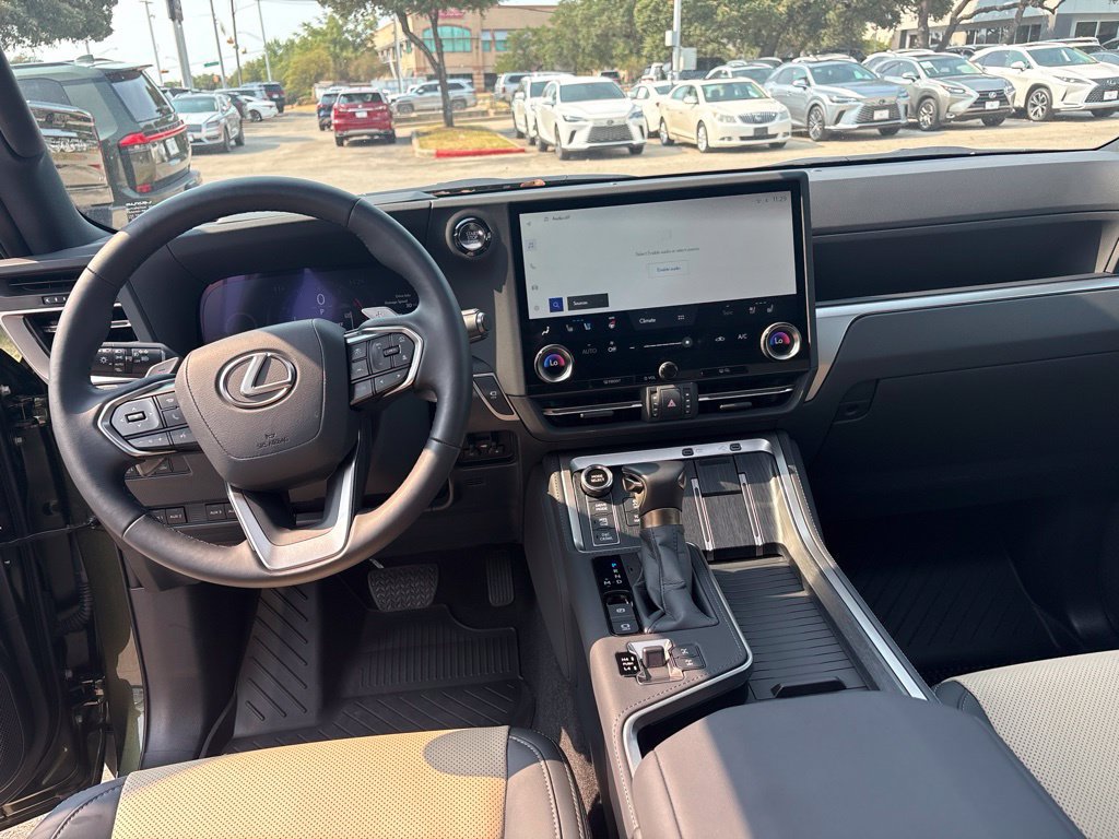 Certified 2026 Lexus GX 550 AWD/4WD image 18