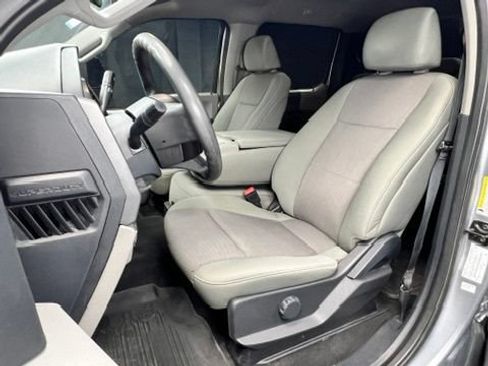 Used 2022 Ford F350 XL w/ STX Appearance Package AWD/4WD image 4