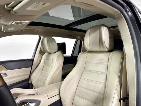 Used 2020 Mercedes-Benz GLS 580 4MATIC image 28